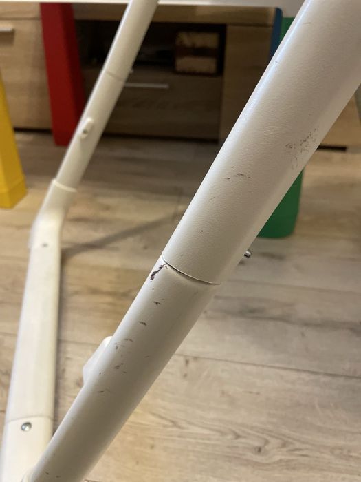 Дитячий стілець для годування