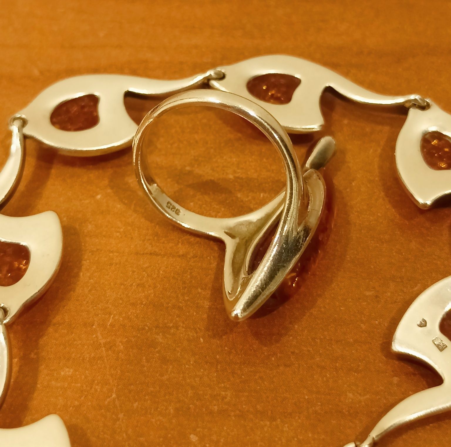 Cudny zestaw srebrna bransoletka i pierścionek