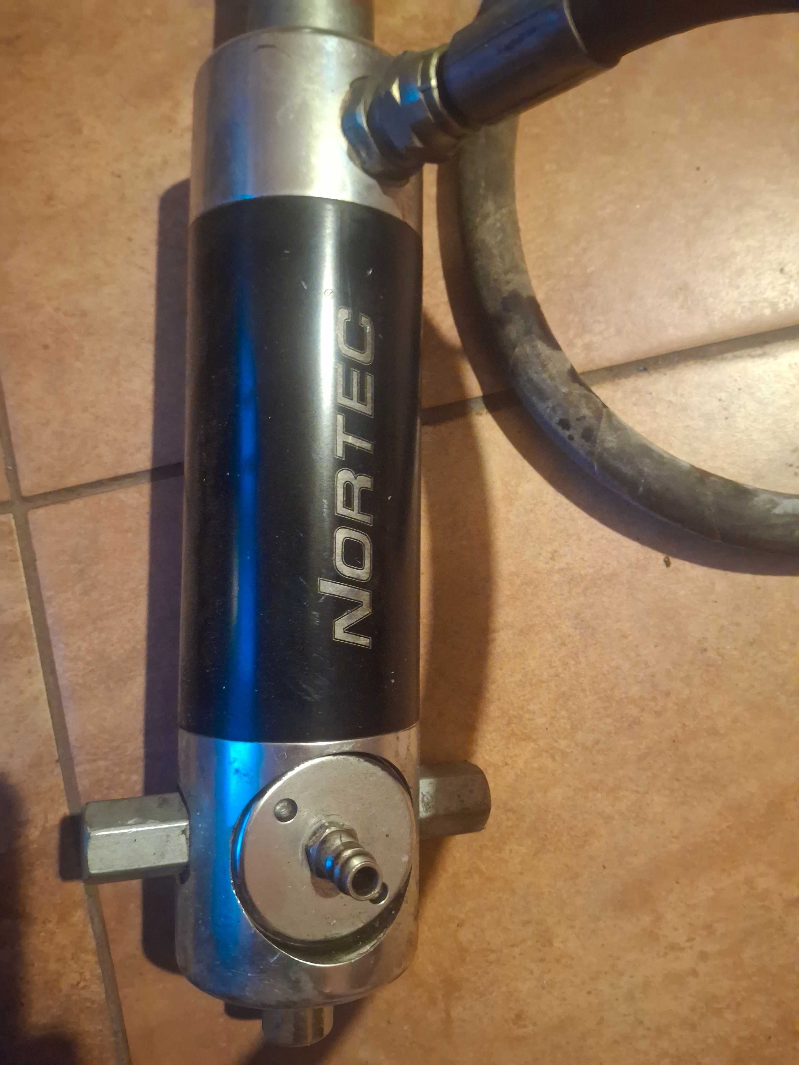 Pompa pneumatyczna do oleju i ropy Nortec