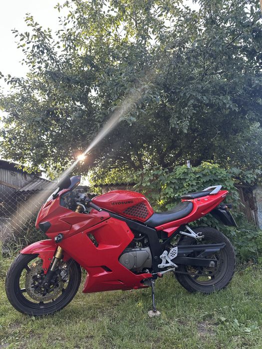 Мотоцикл  Hyosung GT 250R продам