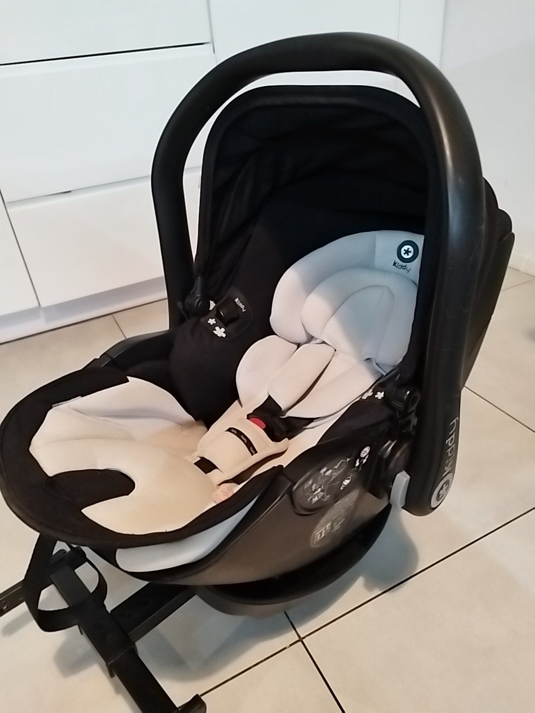 Fotelik Kiddy Evo lunafix z bazą ISOFIX evoluna 0-13 kg