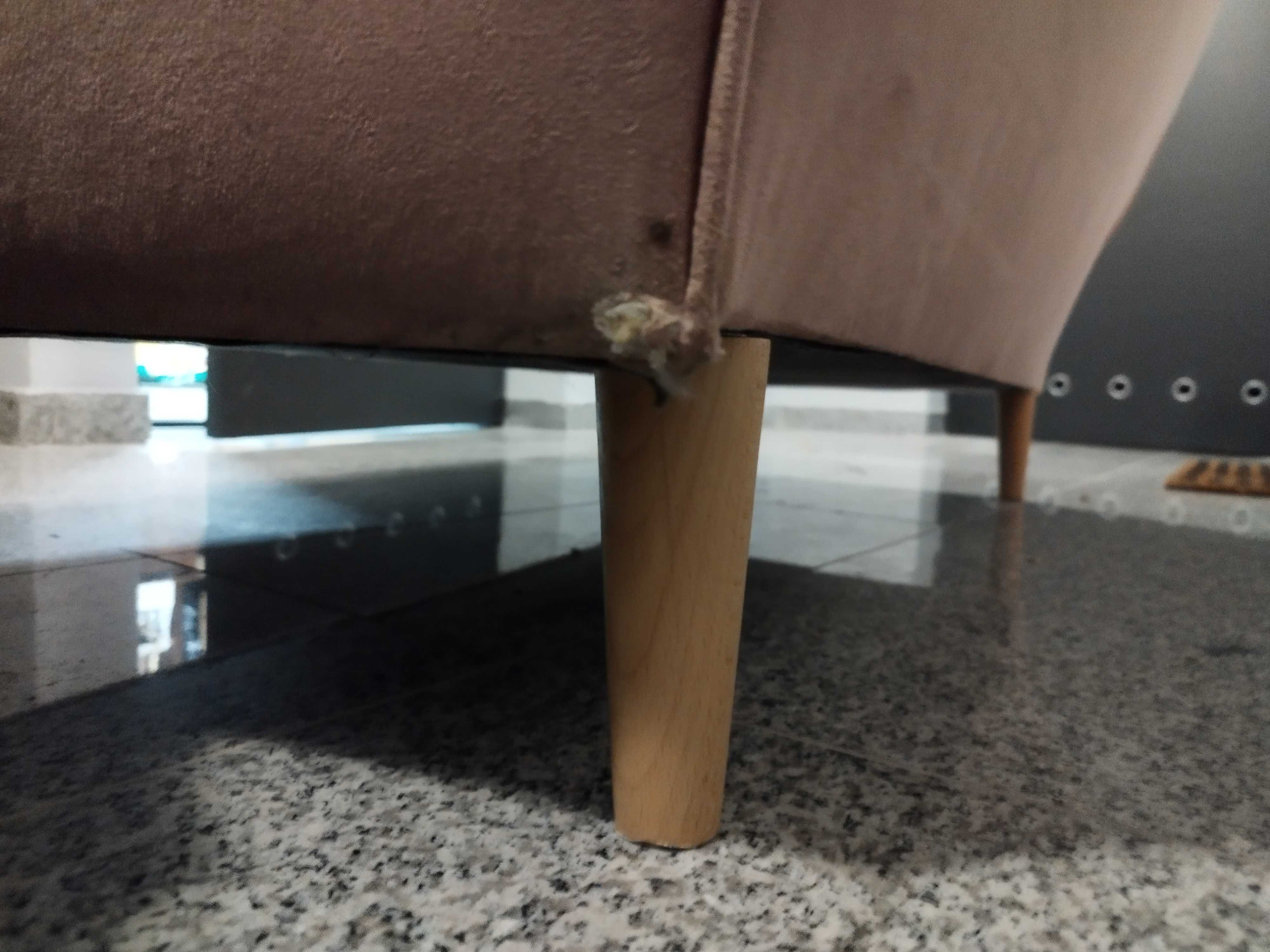 Sofa różowa w bardzo dobrym stanie