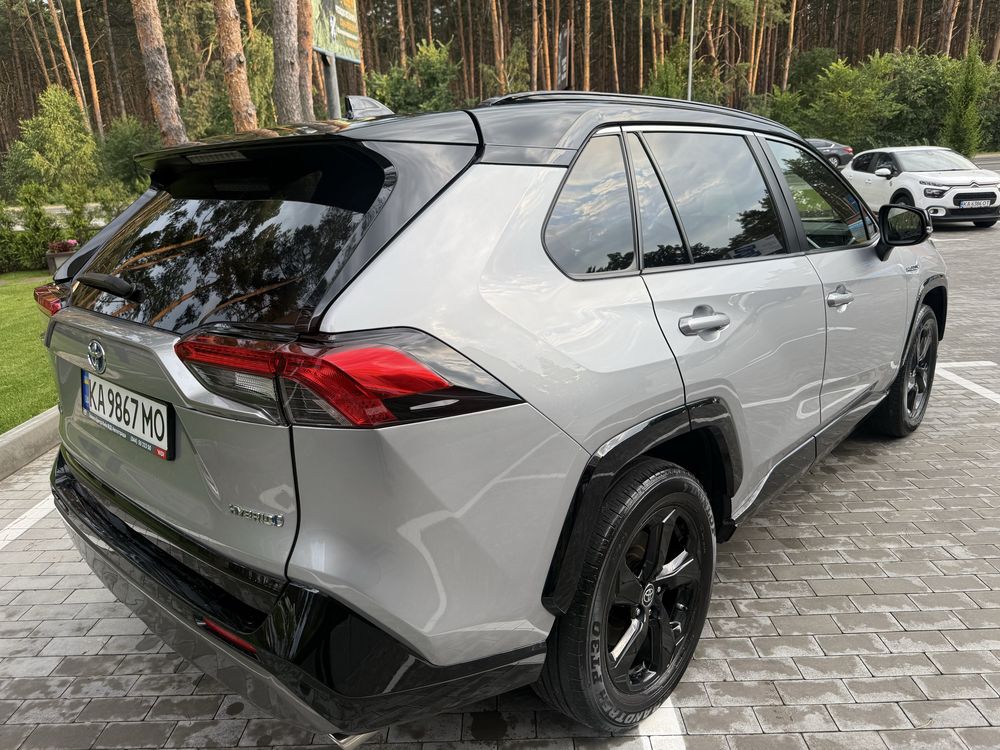 Toyota Rav4 Hybrid Повний привід Style