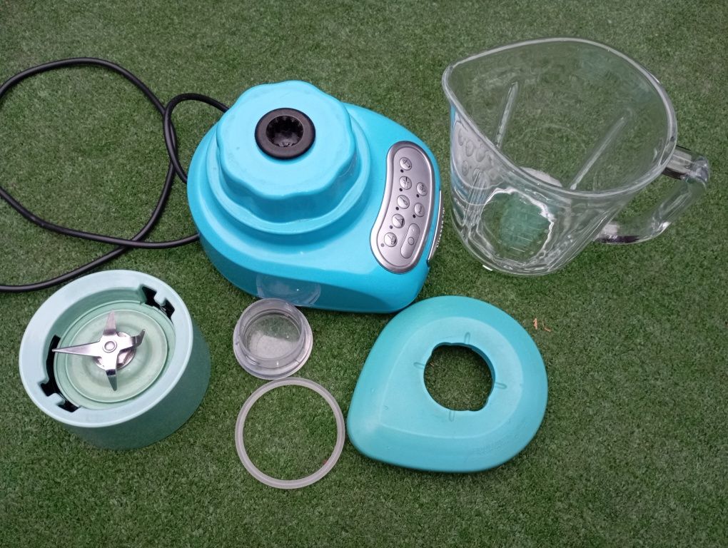 Blender kielichowy KITCHENAID Artisan 1500ml moc 550W
Model 5KSB5553EC