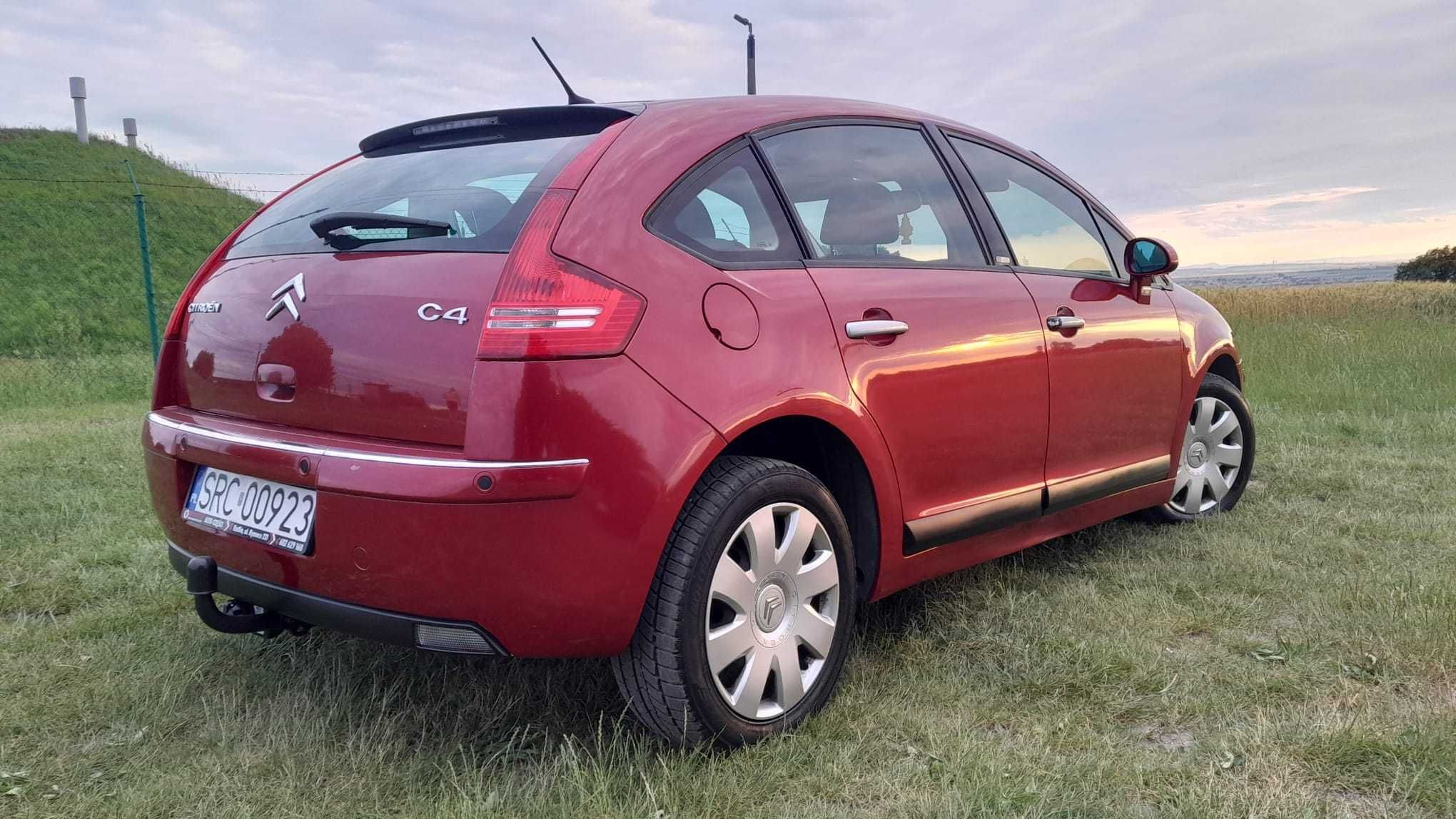 Citroën C4 Exclusive/2.0 HDI/KLIMA/Hak/PDC/XENON/Tempomat!