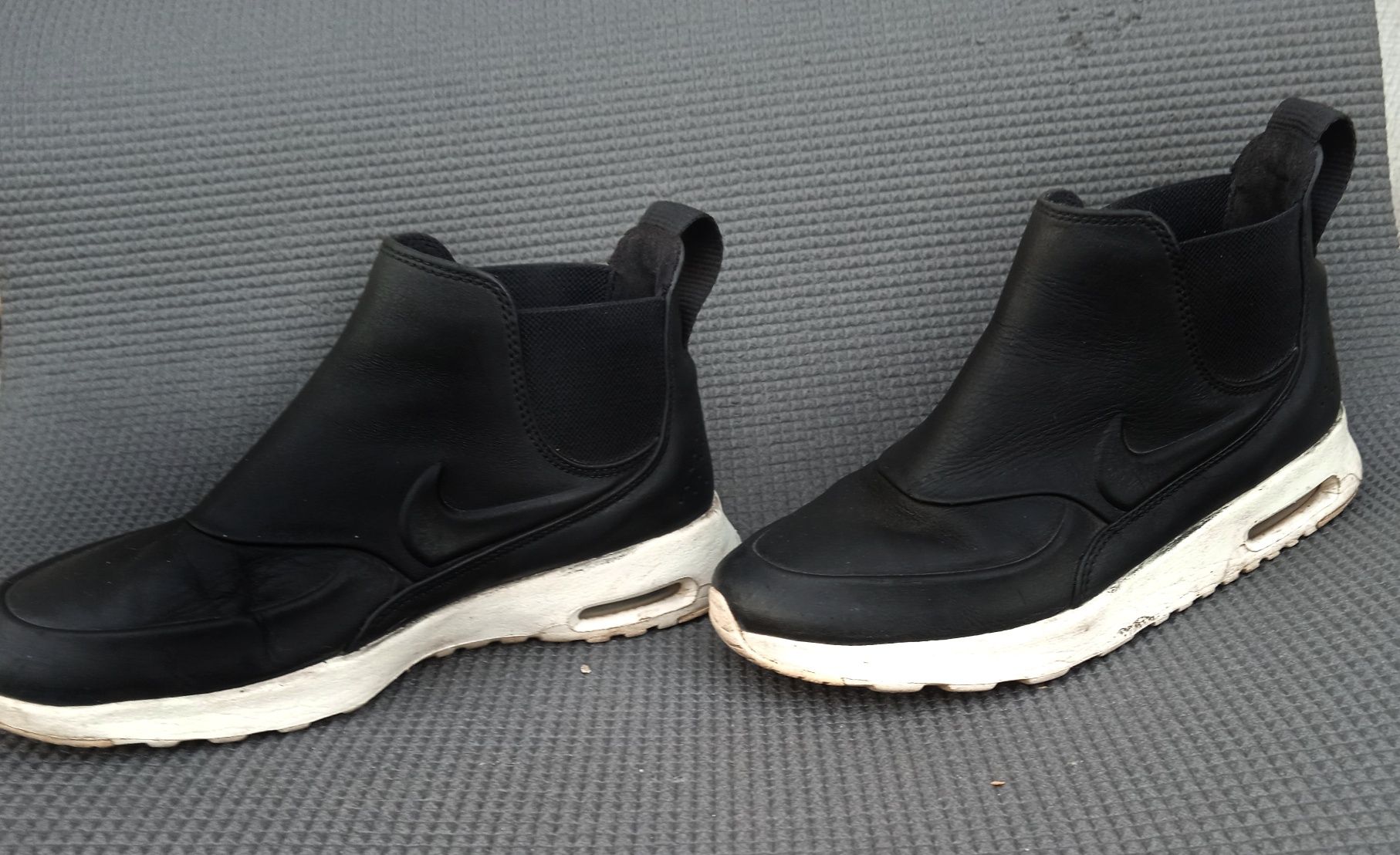 Жіночі кросівки NIKE AIR MAX THEA MID