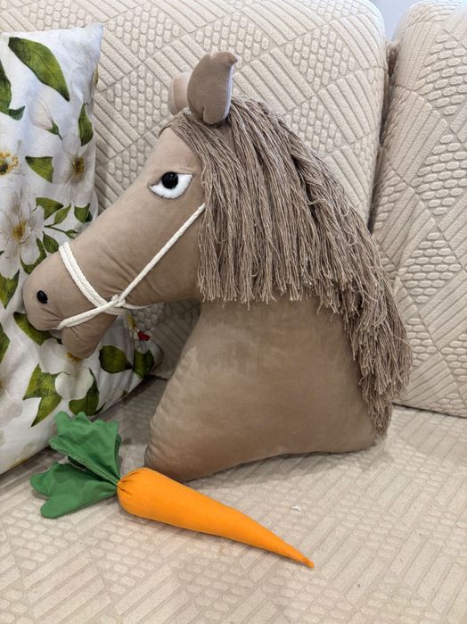 Poduszka w kształcie konia, Hobby horse, konik, Marchewka gratis