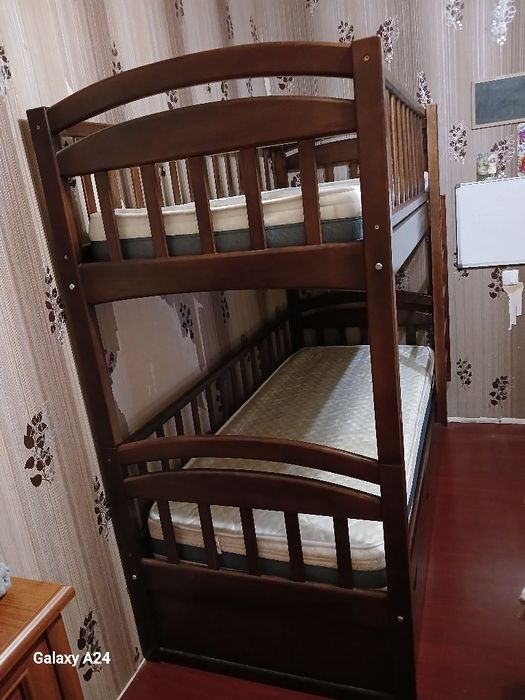 Двухэтажная  кровать