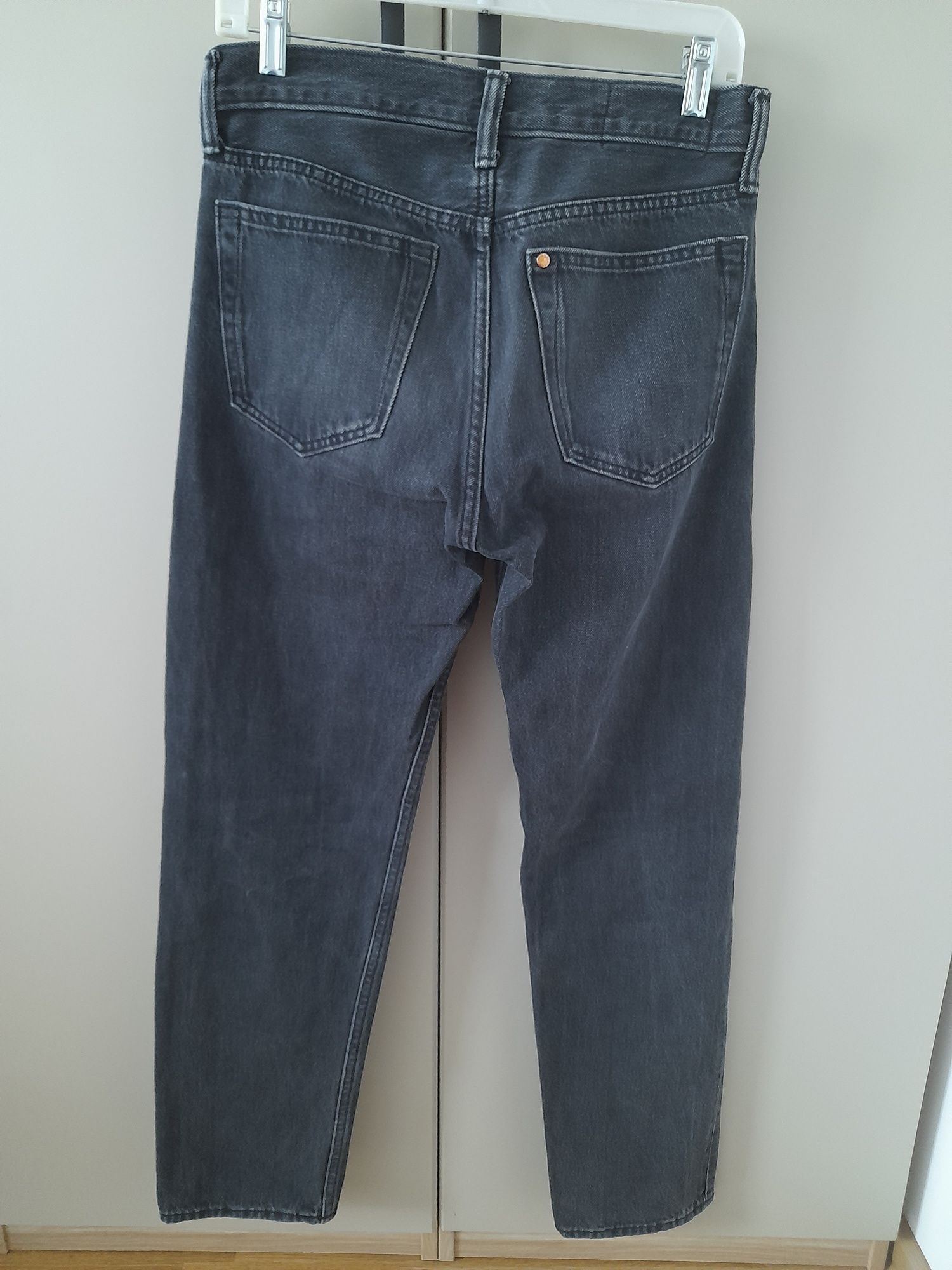 Jeansy męskie relaxed fit H&M rozmiar 28/32, CN170/72A czarne/szare