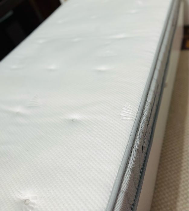 Cama somier solteiro e colchao