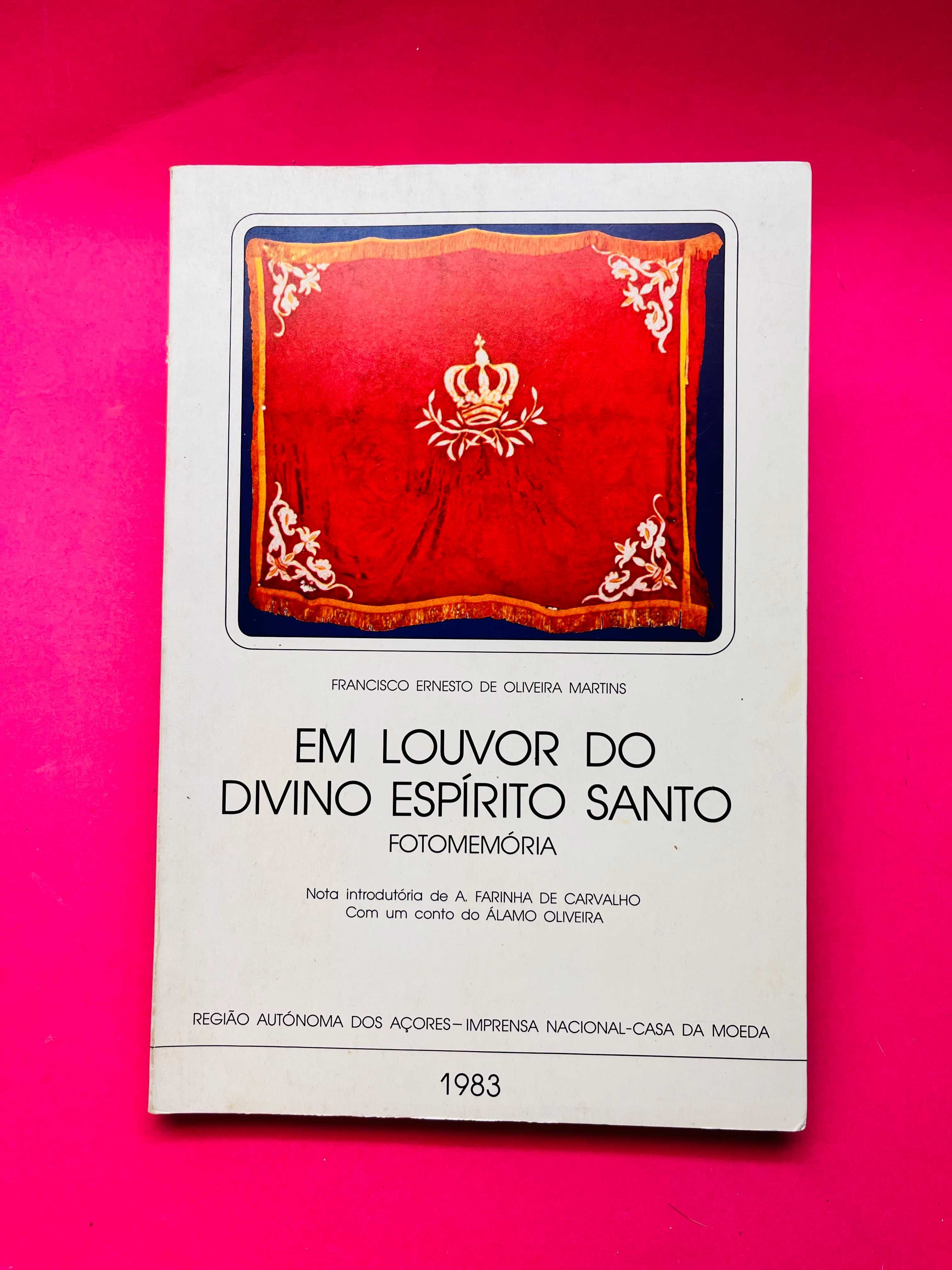 Em Louvor do Divino Espírito Santo