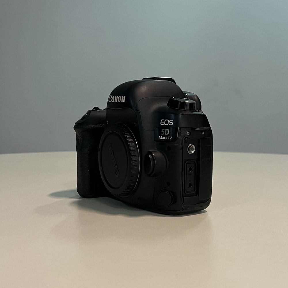 Canon 5D Mk IV - Usada