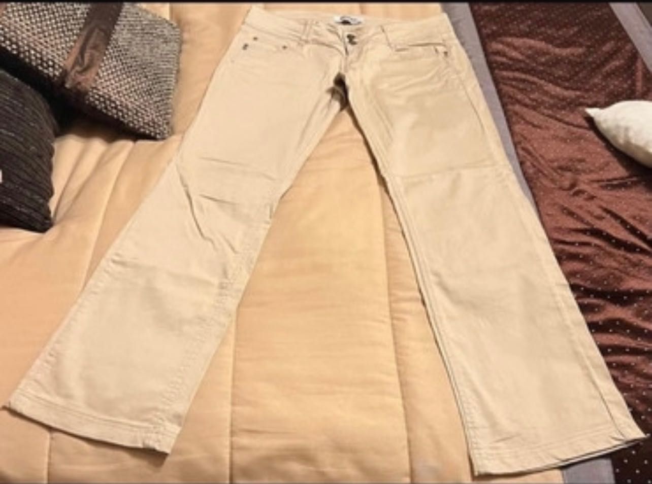Calças de mulher em sarja da Bershka