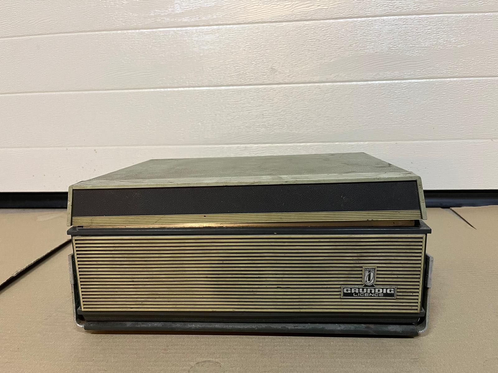 Magnetofon Grundig ZK120