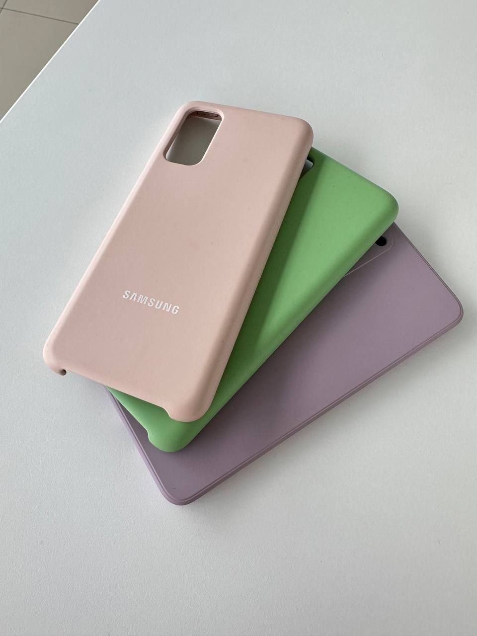 Телефон Samsung S 20