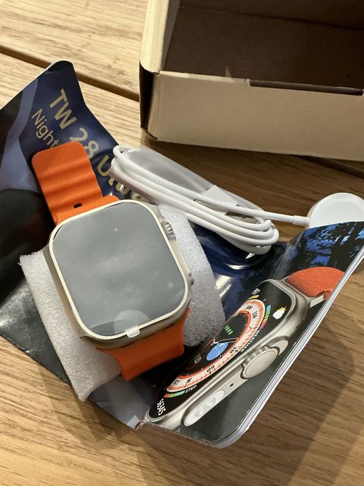 Смарт годинник із ліхтариком часы