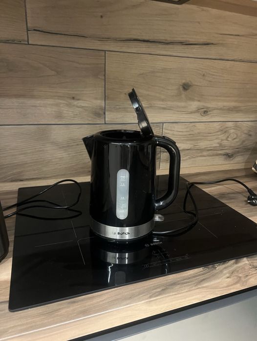 Чайник Bocsh. Сьан ідеальнтй без нальоту