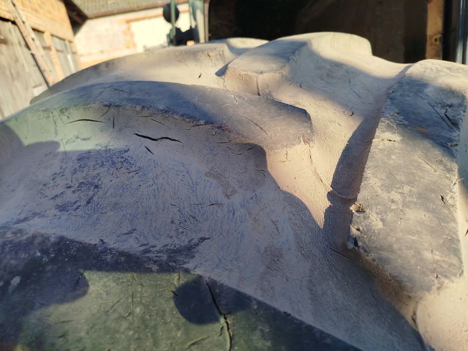 Opony Goodyear 650/65 R38