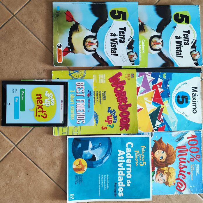 Livros escolares 5º Ano: Matemática, Português, Ciências, Inglês