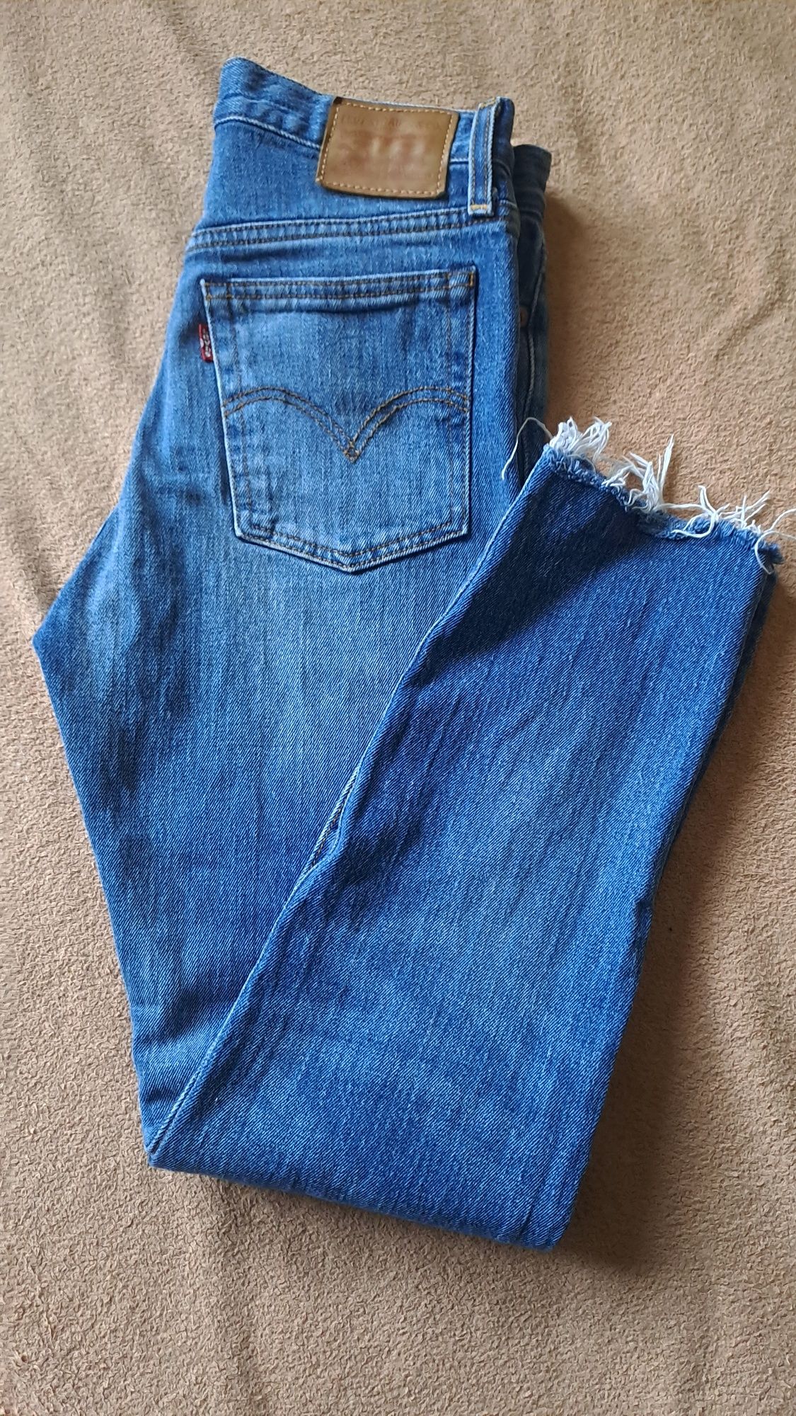 Jeansy levi's rozm 25