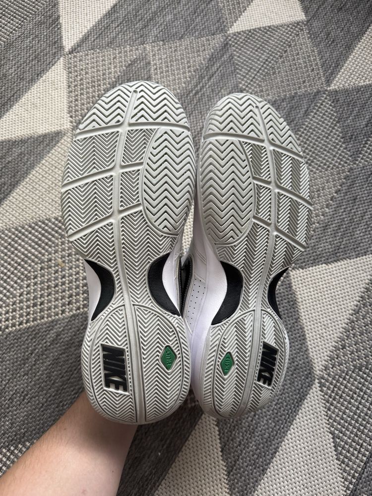 Чоловічі кросівки Nike City Court
