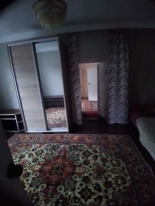 Оренда  пів. будинку 60м.кв. 2суміжні кімнати.  ДВРЗ. Господар.