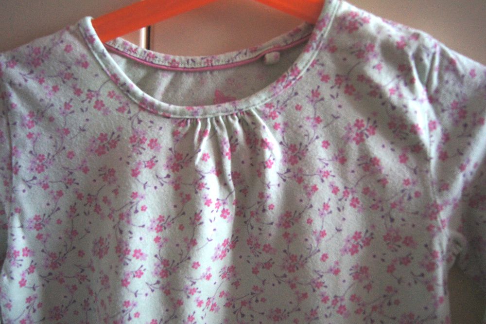 Komplet bluzek dla dziewczynki rozm. 98 - 104