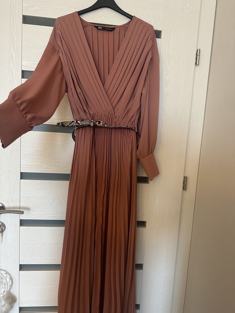 Elegancka sukienka maxi Zara pudrowy róż rozm.XS