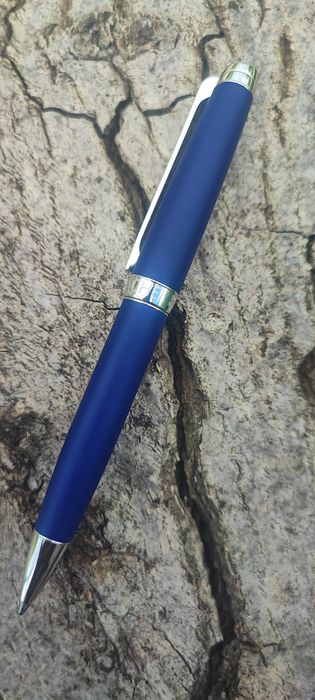 Шариковая ручка премиум класса Caran d'Ache - Ballpoint Pen KLEIN BLUE