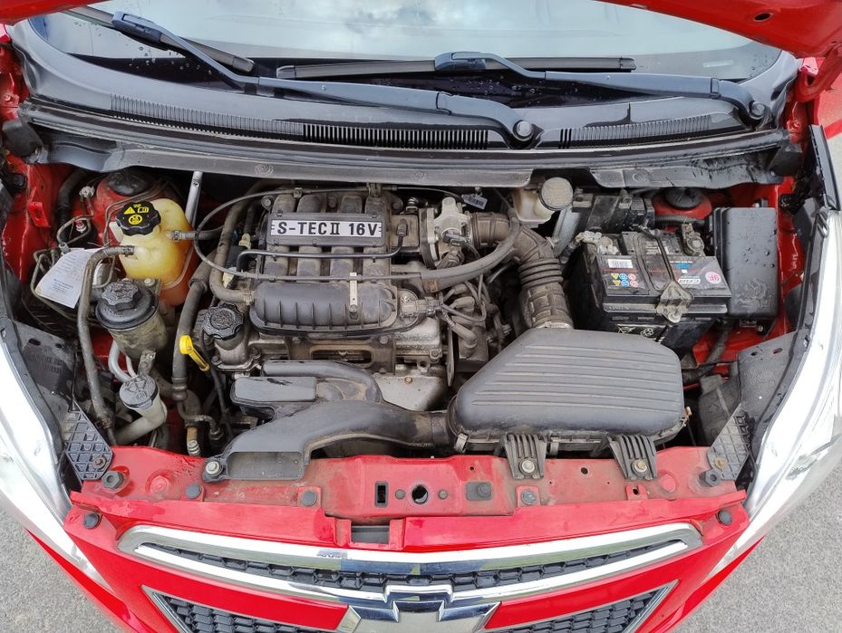 1.0 benzyna w stanie dobrym z klimatyzacją sprawną