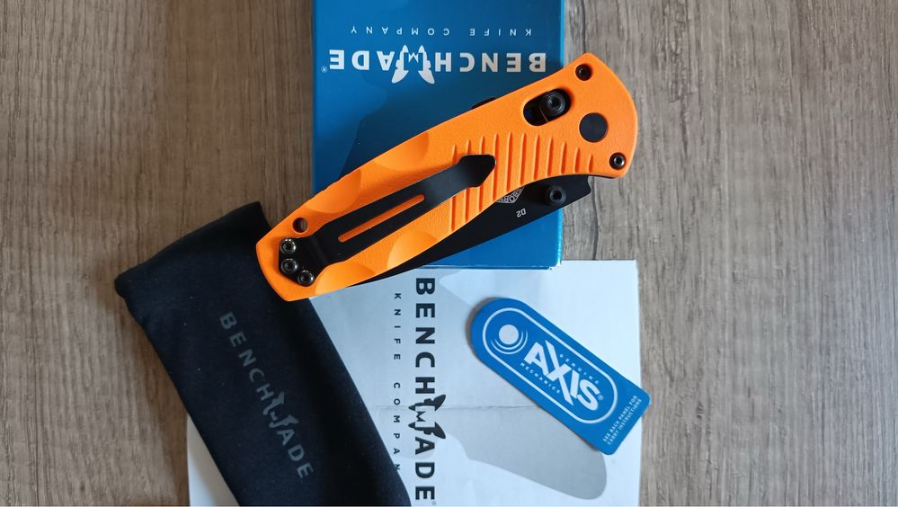 складний ніж Benchmade 585BKD2-ORG MINI BARRAGE. Оригінал!