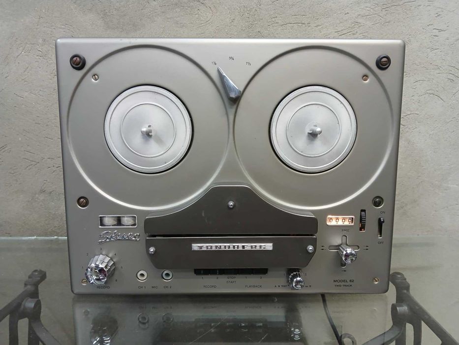 Magnetofon Szpulowy Tandberg model 62 Stereo lata 60