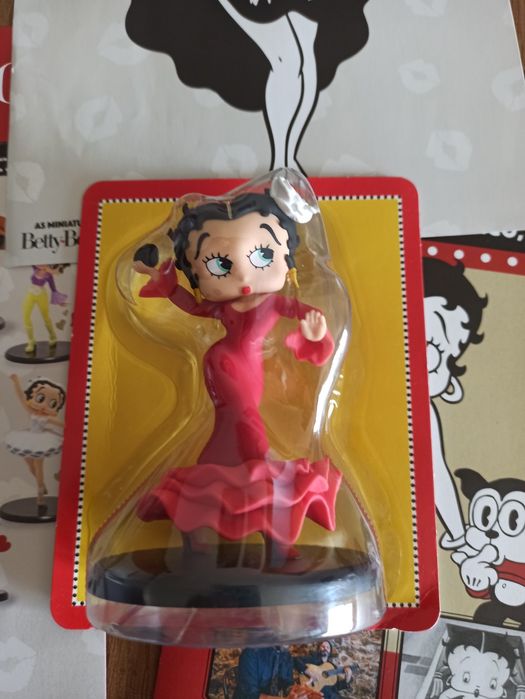 Betty Boop ( Boneca de coleção) PORTES INCLUÍDOS