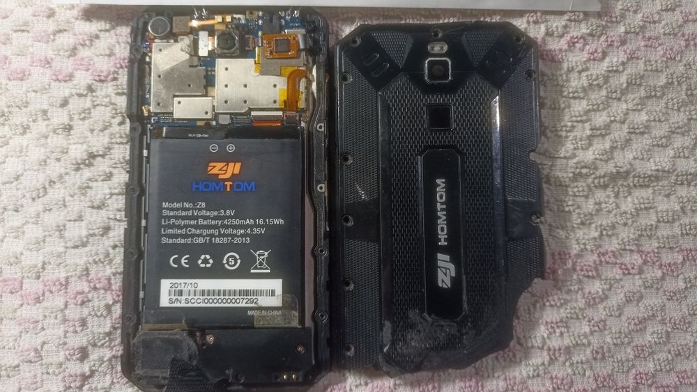 На запчасти Leagoo Kiicaa, Samsung J530, Homtom ZoJI Z8