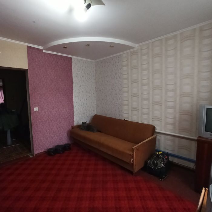 Продам будинок в центрі міста або обмііняю на 2-х кімнатну квартиру +