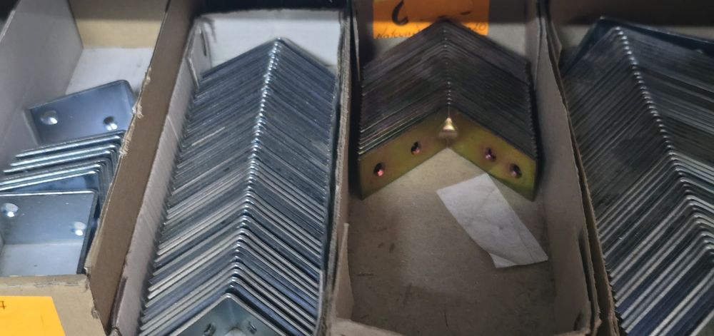 Kątowniki różne rozmiary