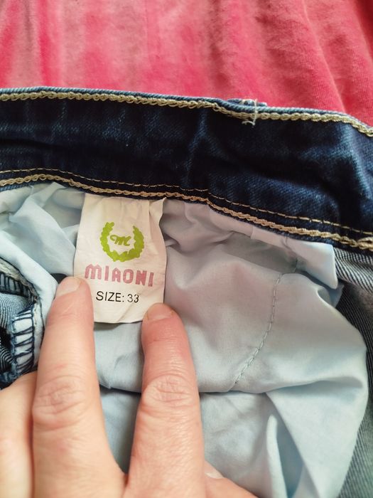 Granatowe jeansy Miaoni w rozmiarze 33