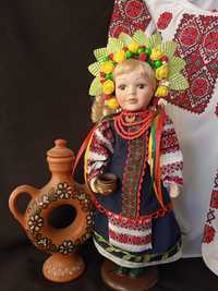 Интерьерная Фарфоровая кукла №53 украинский народный костюм украинка