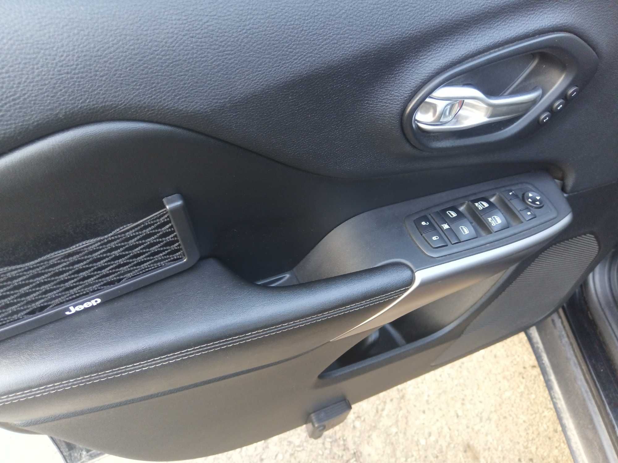 Jeep Cherokee 2018