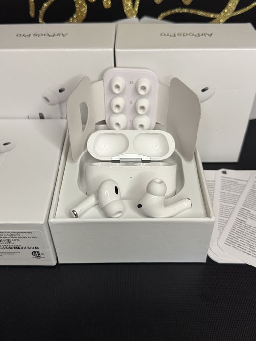 Навушники AirPods Pro 2 з шумозаглушенням