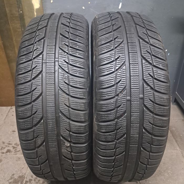 Шини зима 205 60 R16 Toyo