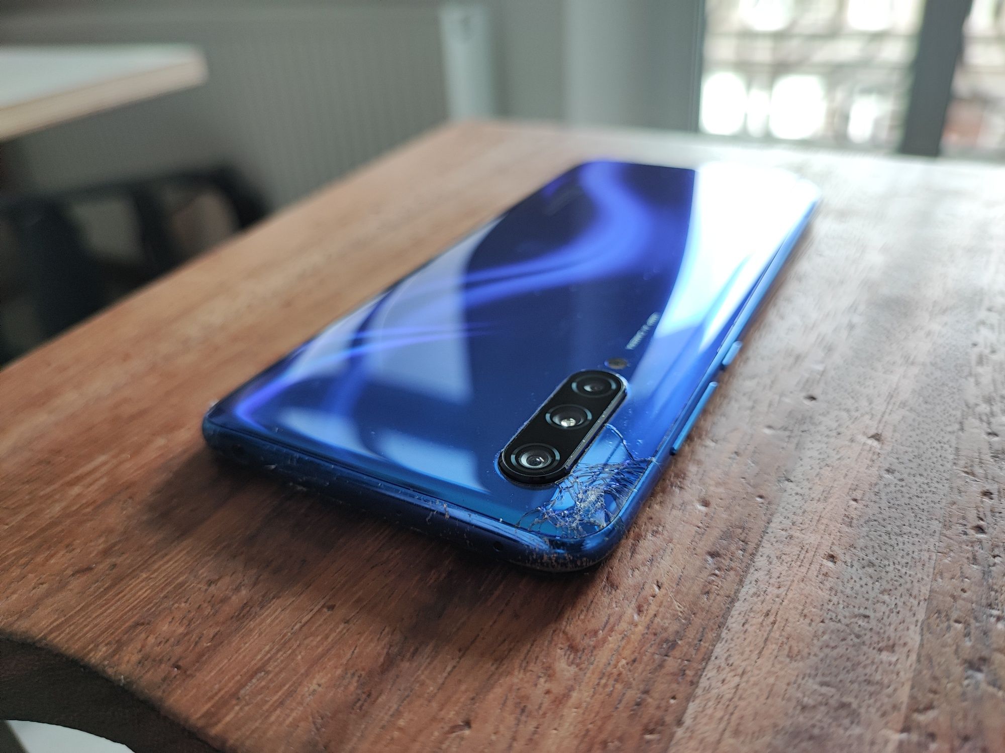 Xiaomi MI 9 lite NOWY EKRAN 6GB szybki