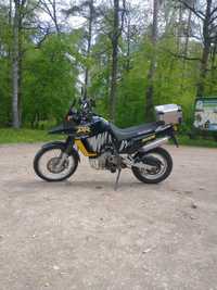 Suzuki DR800 Big