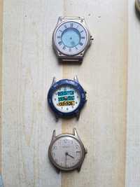 Stare i róźne zegarki dla zbierasz.