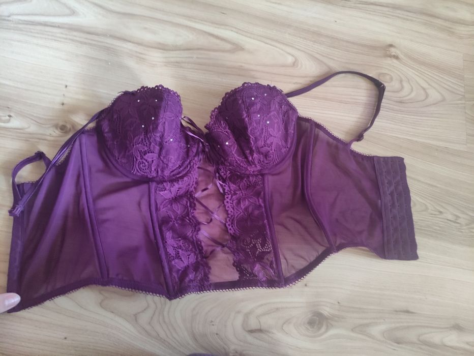 Gorset rozmiar 75 d