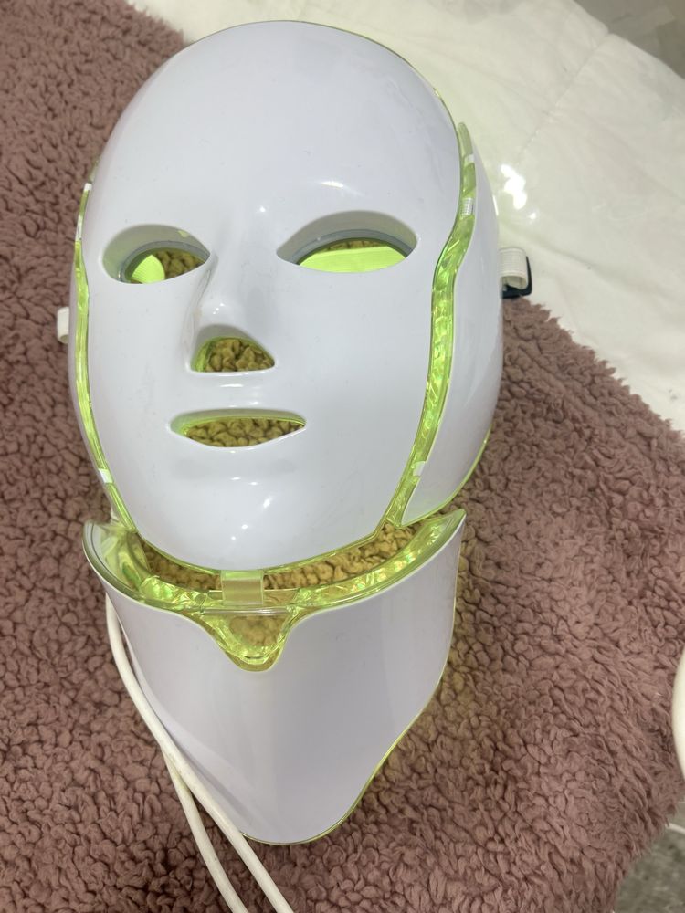 Mascara de Led de Tratamento.