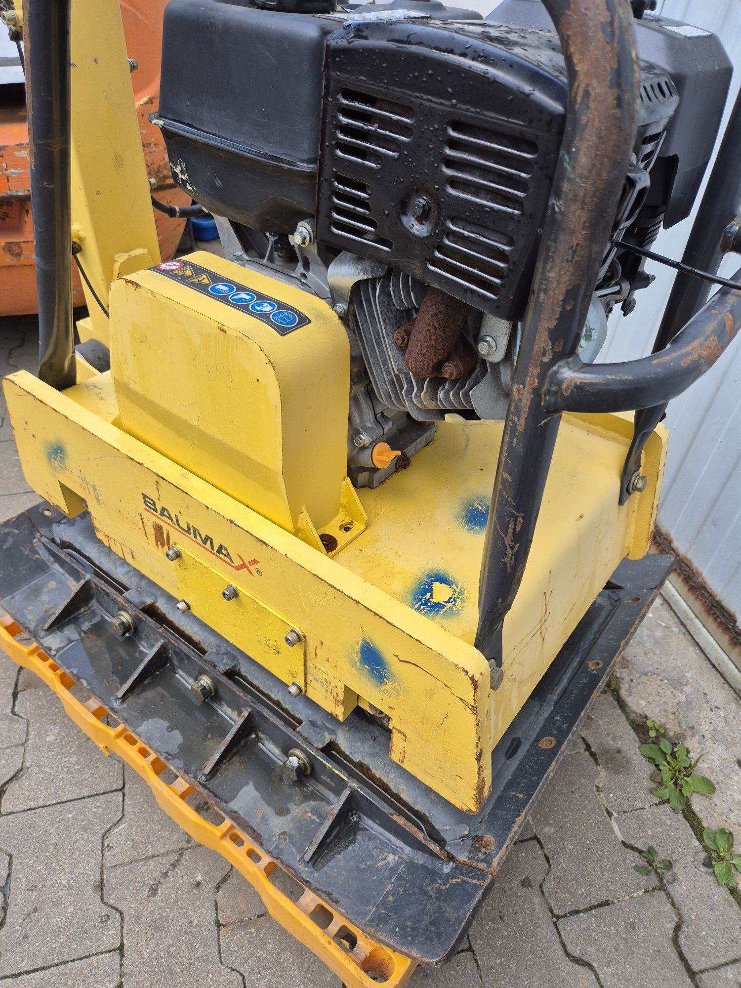 Zageszczarka baumax 330kg 2023r z Niemiec