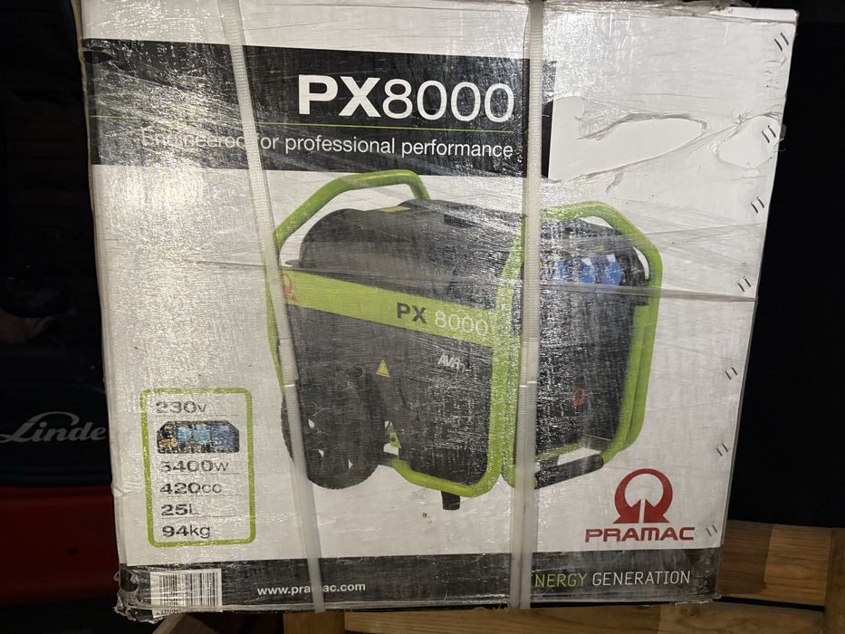 Бензиновий Гениратор