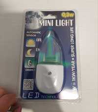 Mini lampka do kontaktu LED 0,3W