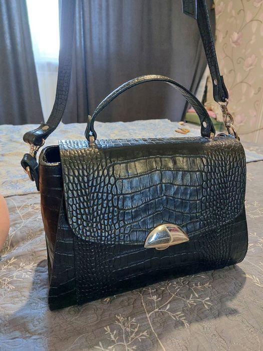 Продам сумку кожа натуральная